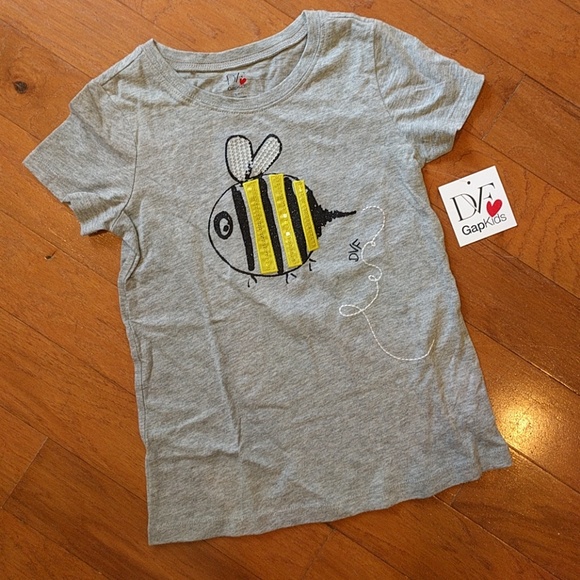 GAP Other - NWT gap kids bee shirt